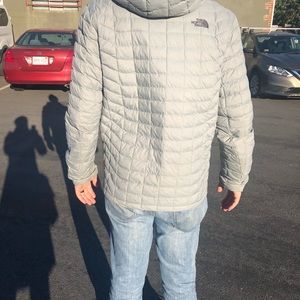 Northface Thermoball hoodie